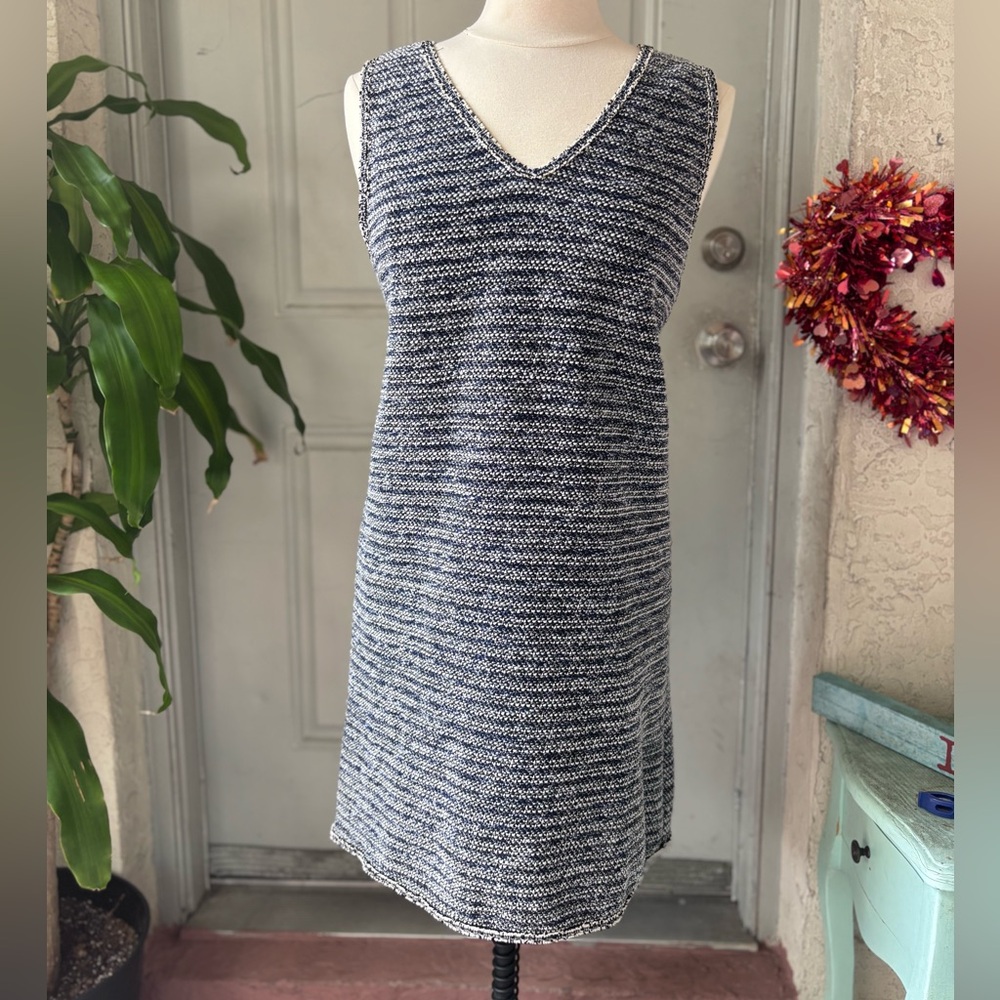 Max Studio women’s large Textured Knit Dress in Navy and Cream